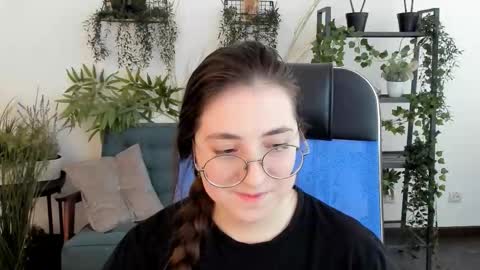 your love online show from 11.26.25