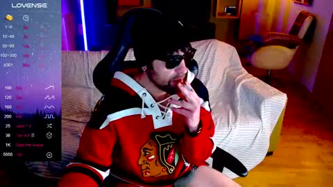 Snapshot of virusz10 chatting on 01.02.25 virusz10 online show from 01.02.25