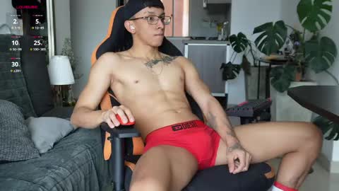 VITO BENZ online show from 04.25.26