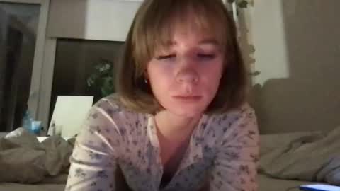 Snapshot of viv983161 chatting on 11.17.25 viv983161 online show from 11.17.25