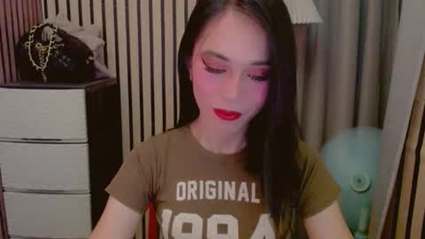SANDRA GOING YOU online show from 04.23.26