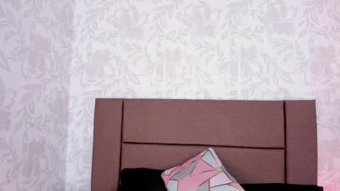 Snapshot of vivi_gh1 chatting on 05.30.26 Vivi online show from 05.30.26
