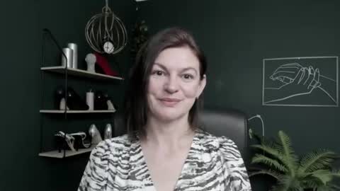 Vivian online show from 06.16.26