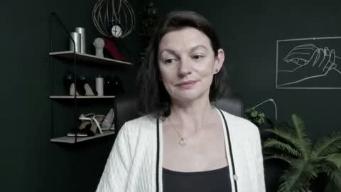 Vivian online show from 07.07.26