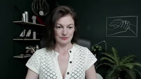 Vivian online show from 07.27.26