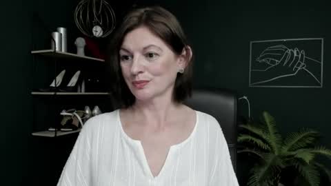 Vivian online show from 07.28.26