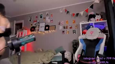 vivian_qwerty online show from 06.22.26