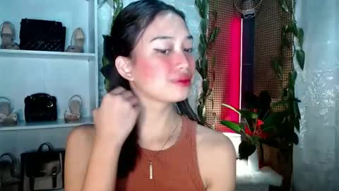 Snapshot of vivian_roberts chatting on 01.11.25 Vivian online show from 01.11.25