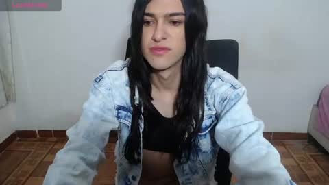 Snapshot of vivianalatin chatting on 06.16.26 instagram Viviana73215 online show from 06.16.26
