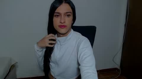 Snapshot of vivianalatin chatting on 07.21.26 instagram Viviana73215 online show from 07.21.26