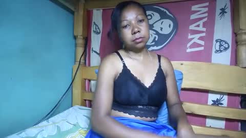 Snapshot of viviane0812 chatting on 02.22.25 viviane0812 online show from 02.22.25