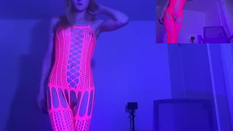 vivian layy online show from 07.21.26