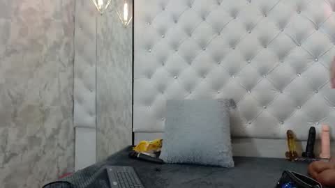 VivianRose online show from 02.18.26