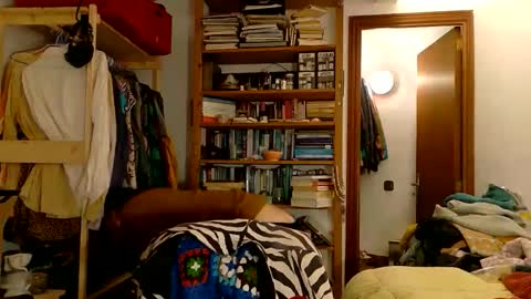 Viv online show from 04.03.26