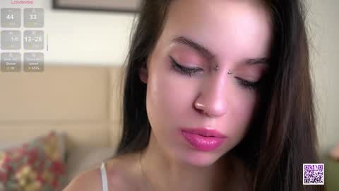 Nelly and Mari online show from 12.02.25