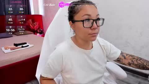 Vivien online show from 06.30.26