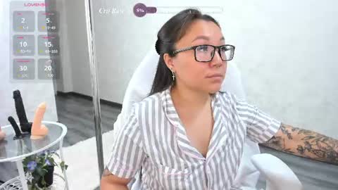 Vivien online show from 07.02.26