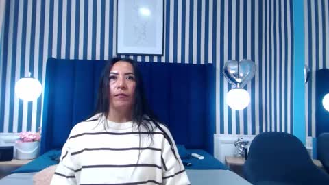 Snapshot of viviennerosette chatting on 02.21.26 Vivian online show from 02.21.26