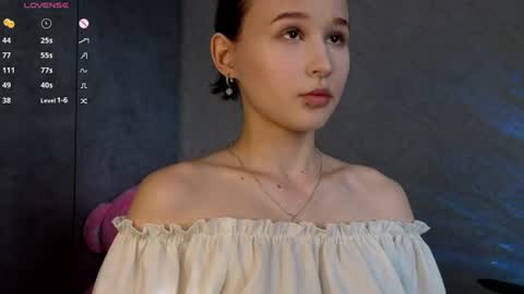 Vivi online show from 07.24.26