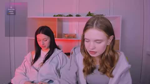 vivy_star online show from 10.16.25