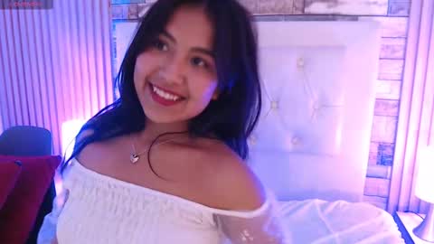 Snapshot of vixennilo chatting on 09.26.25 Vi online show from 09.26.25