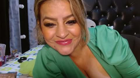 Snapshot of vkleiin chatting on 02.03.26 Venus online show from 02.03.26