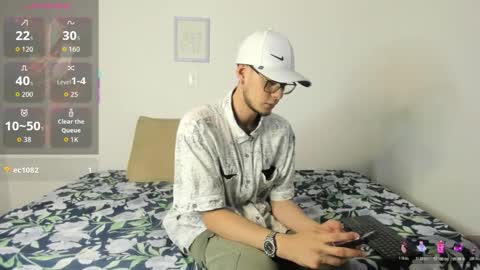 Snapshot of vlad__night chatting on 02.20.26 Vlad online show from 02.20.26