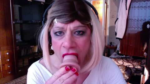 Violetta Elysia online show from 02.03.26