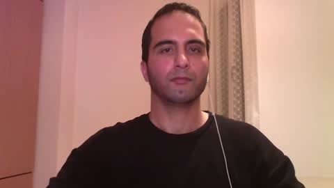 Snapshot of volve5 chatting on 02.14.25 volve5 online show from 02.14.25