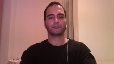 Snapshot of volve5 chatting on 02.25.25 volve5 online show from 02.25.25