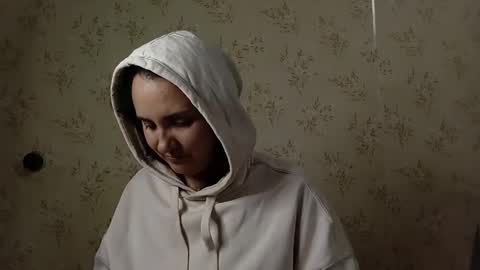 voulezvous_angel online show from 04.27.26