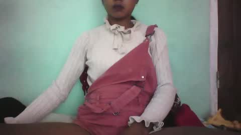 vounialdy online show from 02.21.25