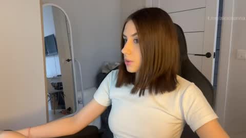 Snapshot of vx_arina chatting on 06.06.26 Arina online show from 06.06.26