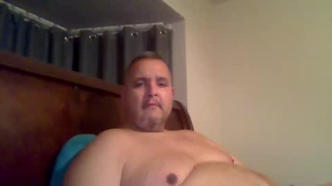 Snapshot of wacky30 chatting on 12.05.25 wacky30 online show from 12.05.25