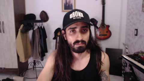 Snapshot of wake_and_bakee chatting on 05.02.26 John online show from 05.02.26