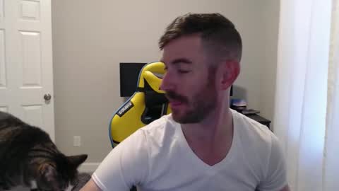 Snapshot of waldooflocksley chatting on 11.04.25 WaldoOfLocksley online show from 11.04.25