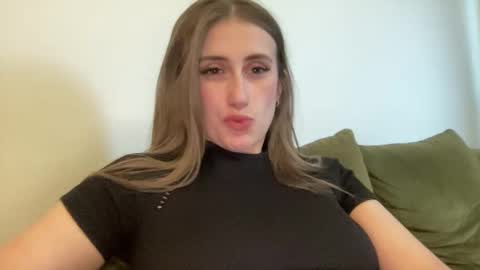 Snapshot of walkiria19 chatting on 04.30.26 walkiria19 online show from 04.30.26
