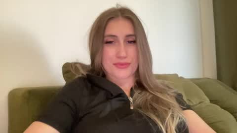 Snapshot of walkiria19 chatting on 07.14.26 walkiria19 online show from 07.14.26