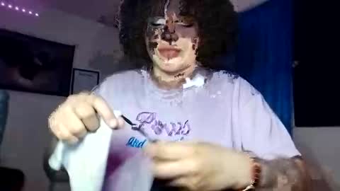 Juli online show from 04.15.26