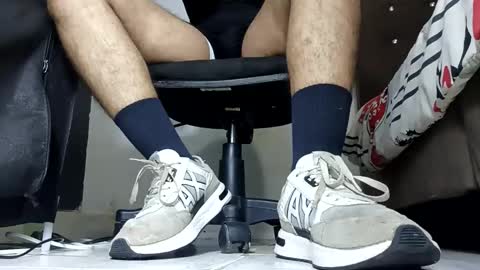 Snapshot of waltherfeet_ chatting on 05.27.26 WaltherFeet online show from 05.27.26