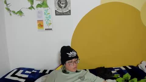 Waningrose  Lu online show from 12.03.25