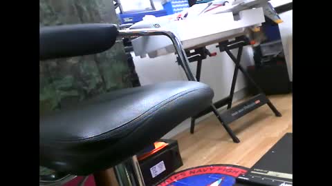 Snapshot of wankingjon chatting on 04.16.26 wankingjon online show from 04.16.26