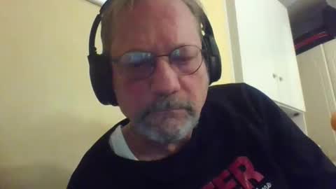 Tibo Love online show from 02.04.26