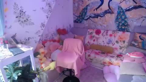 Emilia inst  online show from 07.21.26