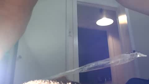 wants online show from 10.11.25