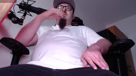 Snapshot of warno34 chatting on 10.23.25 Warno online show from 10.23.25