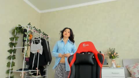 Snapshot of wastforu chatting on 02.14.25 wastforu online show from 02.14.25