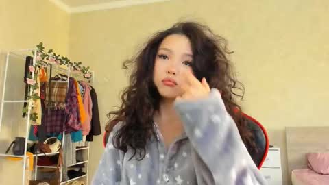 Snapshot of wastforu chatting on 10.15.25 wastforu online show from 10.15.25