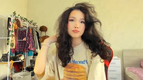 Snapshot of wastforu chatting on 10.20.25 wastforu online show from 10.20.25