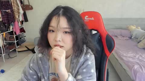 Snapshot of wastforu chatting on 11.18.25 wastforu online show from 11.18.25